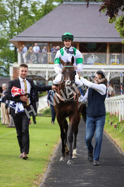 yr22052022r4-38 - Race 4: 5:05pm Sky Bet Sunday Mile