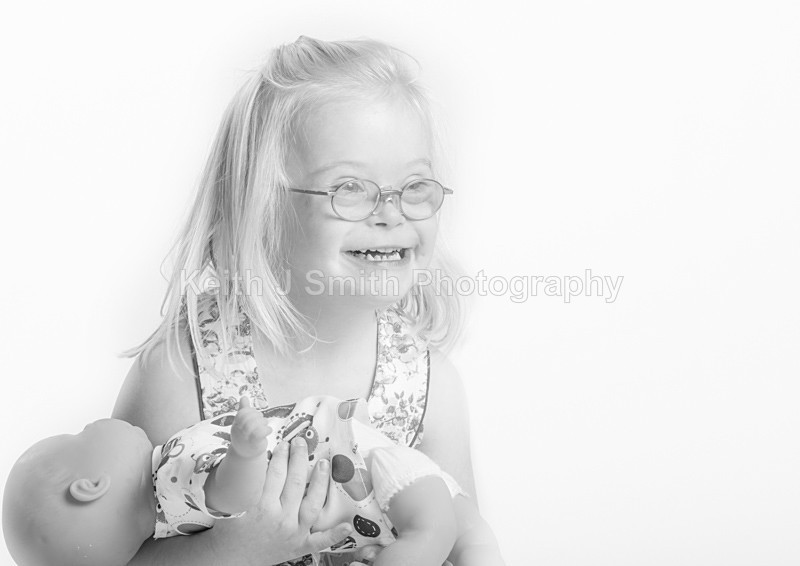 1SKJ5664 - Tina with Macy