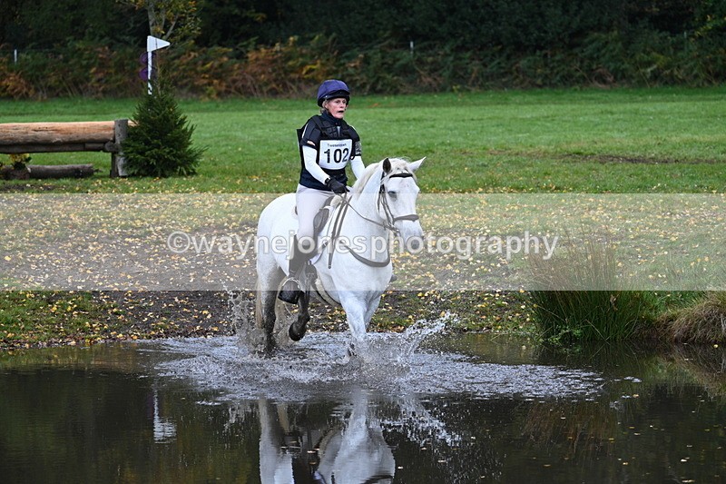 WJ7_2973 - Time 10:47 to 11:11 at the water