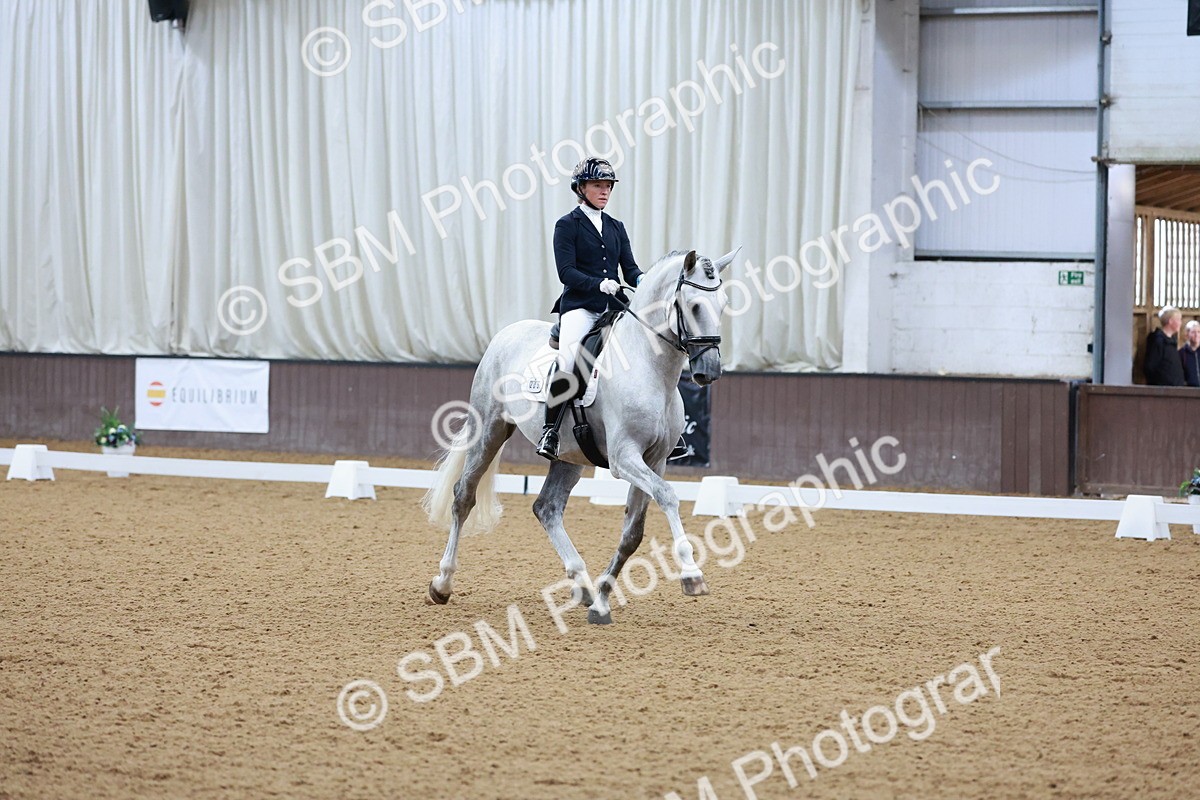 SBM_005590 - Class 3 - Medium 6 - 14.40-15.52