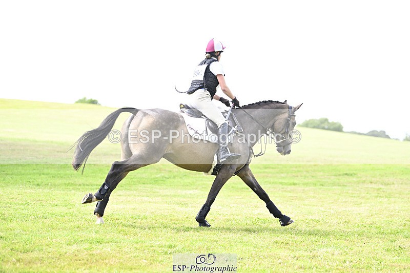 240825X-140359-34733 - 80cm XC 14.30 to 15.30