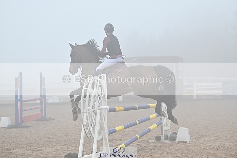 250208-122818-00576 - Cls 9 Pony Newcomers and 1m