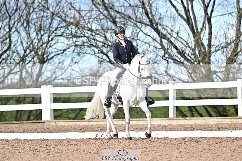 241214-130503-01831 - 111-Anya.Hitt-Cnoc.an.Noinin.Clover