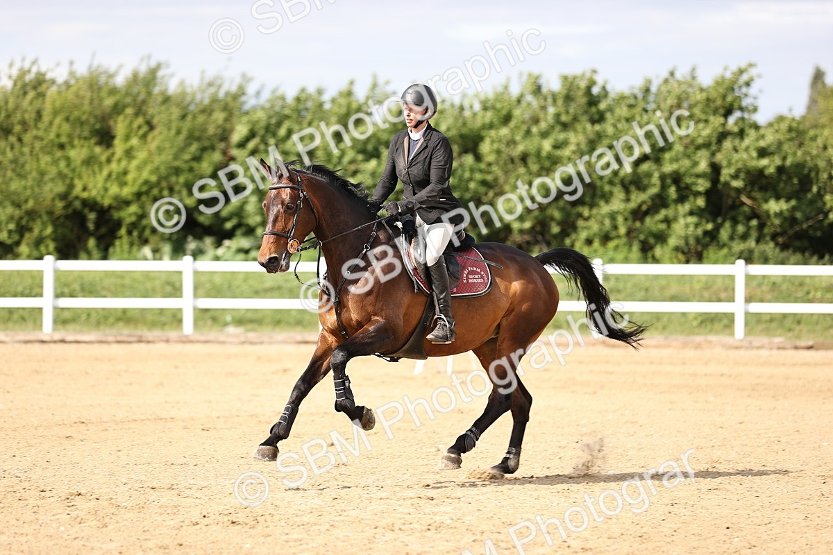 SBM_003638 - Class 13 - Senior Foxhunter - 1.20m