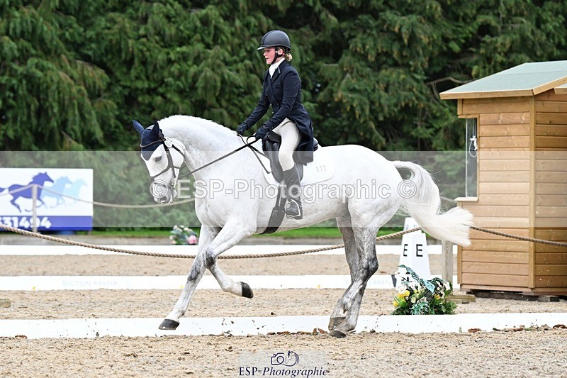 231019-165010-05437 - 072-CARROW.IROKO-Alice.England-DR