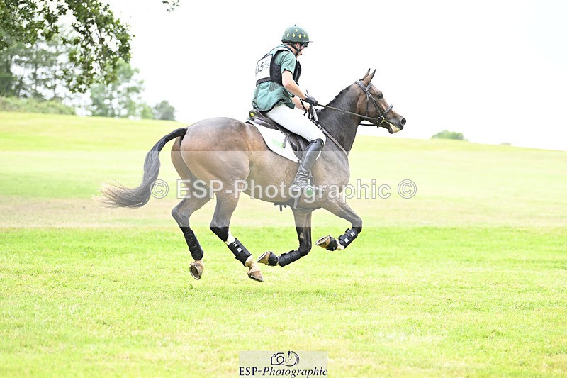 240825X-174308-38239 - 80cm XC 17.30 to End