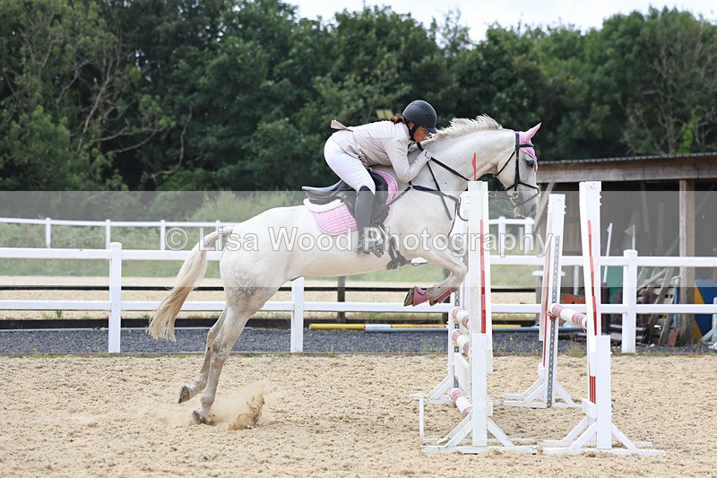 3E7A4919 - Class 4: Senior British Novice/90cm open