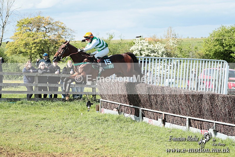 PtP 050525 443 - Mollington Races 05/05/25