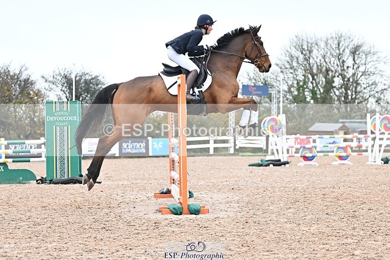 251115-134913-00946 - Cls 16-18 Children on Horses