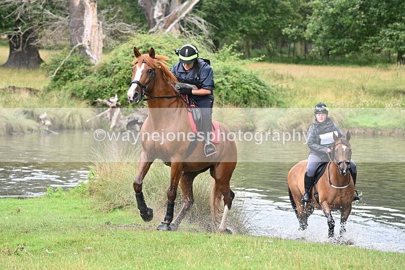 WJ7_9549 - Time at Water 12:24 to 13:32