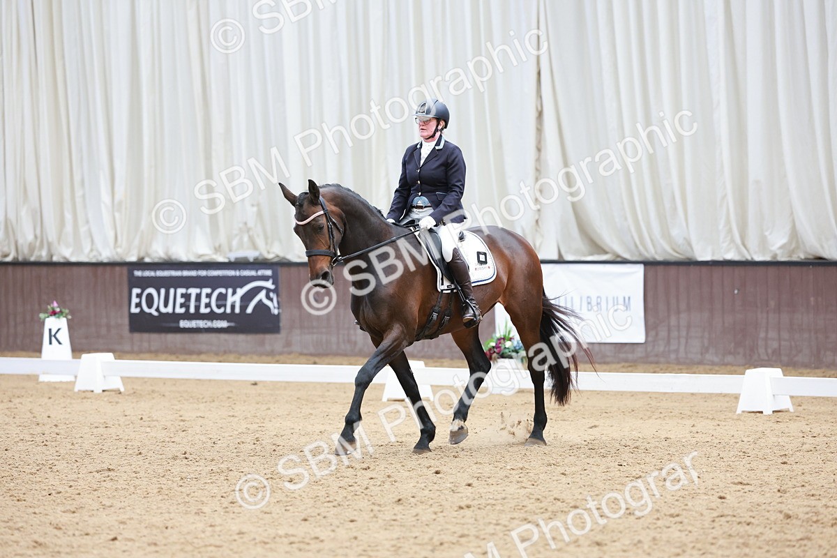 SBM_009979 - Class 6b - Novice 6 - 12.40-13.43