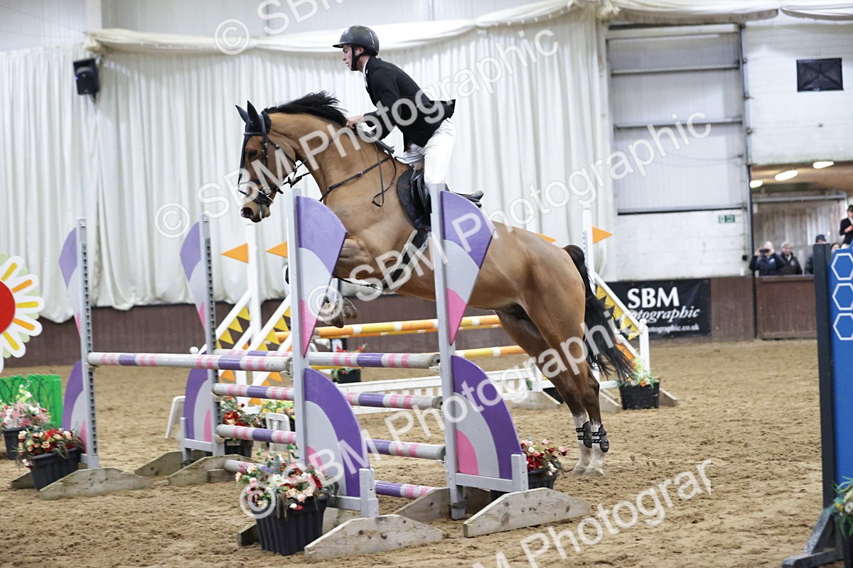 SBM_000898 - Class 3 - Nupafeed Supplements Senior Discovery/ 1m Open