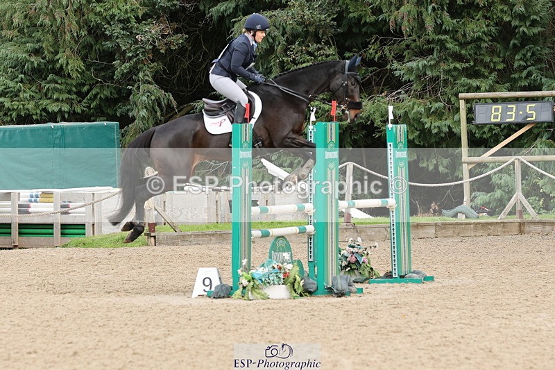 251026A-122348-24652 - F-452-Suzy.Stoneman