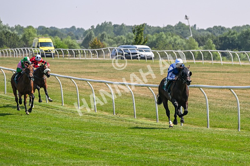150726-Race 2-South West-2933 - Race 2 14.40pm EBF Restricted Novice Stakes