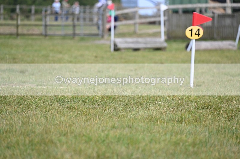 WJ6_1698 - 60cm XC Time 13:22 to 13:53