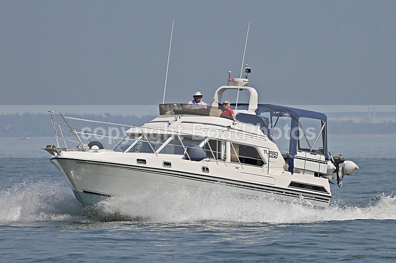 160605 SUJANI - FAIRLINE TURBO 36 - Flybridge Cruisers