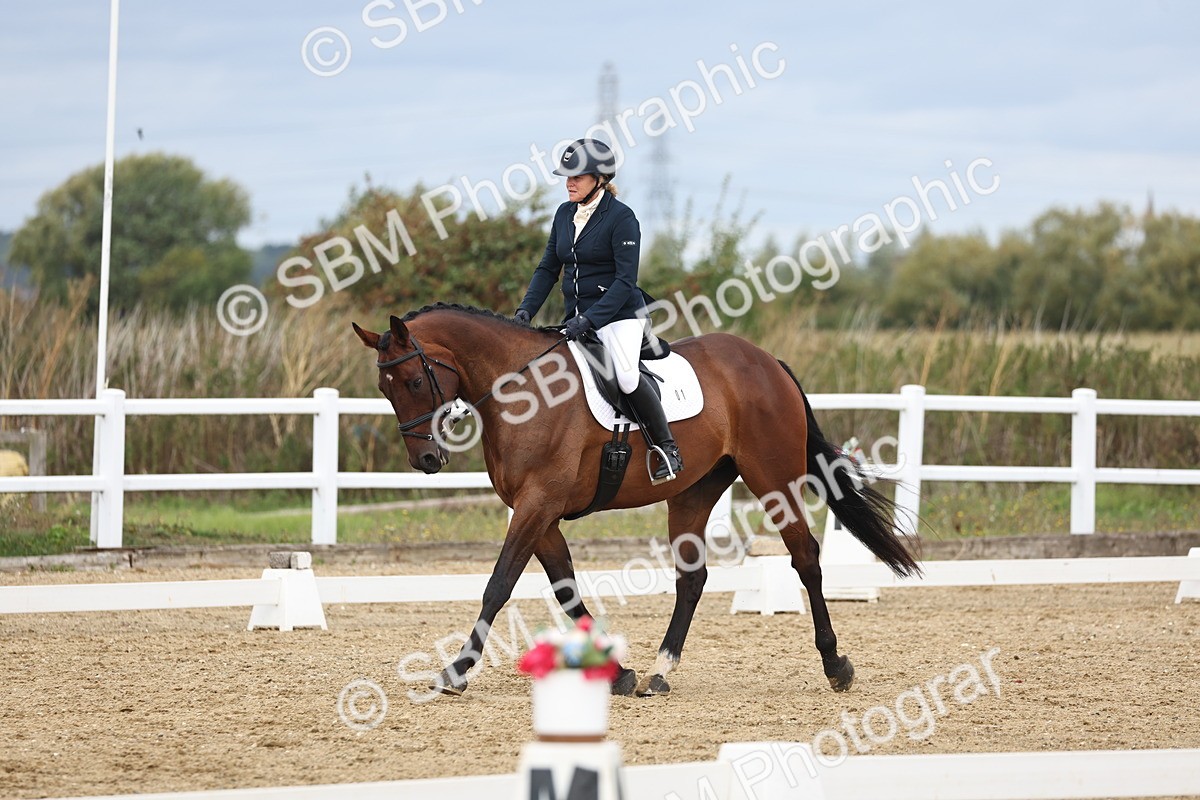 SBM_002586 - Class 7 - Novice 2 Warm Up