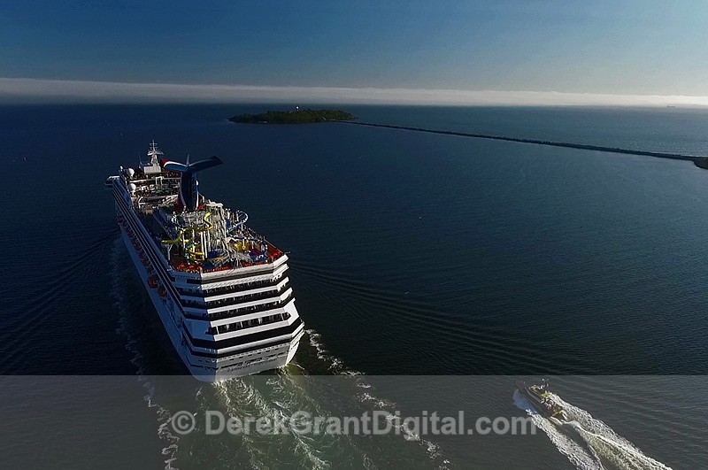 Carnival Sunshine Cruise Ships  Saint John - Cruise Ships
