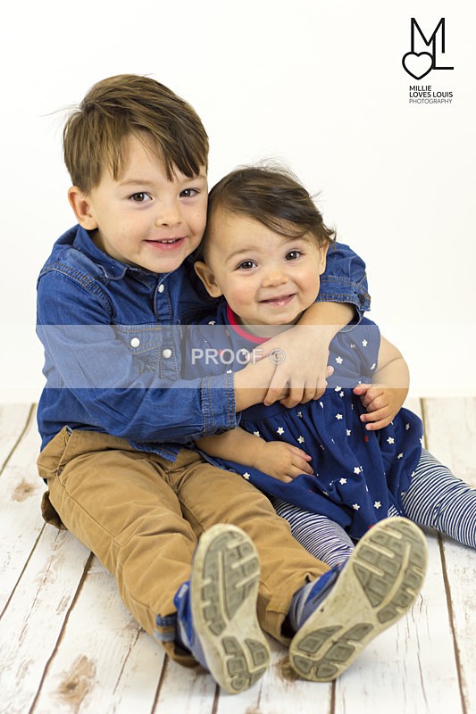 Finley  Paige Photoshoot Millie Loves Louis Photography  12 - Family Photoshoots