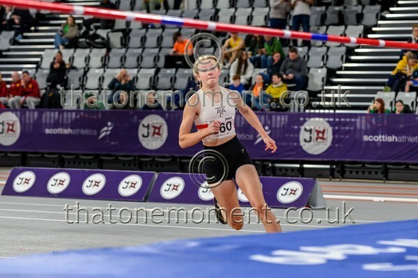 AgeInd25SUN-913230 - Field Female