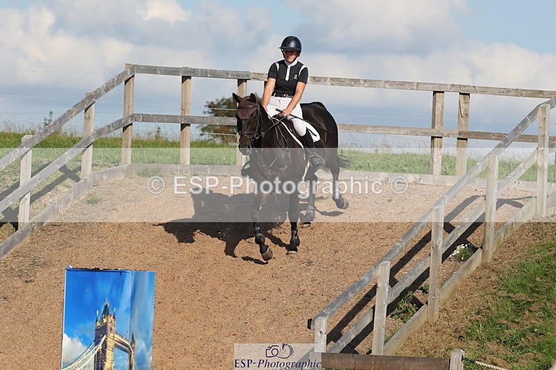 230915A-160430-03030 - Cls 6 Snr 1.05m Derby