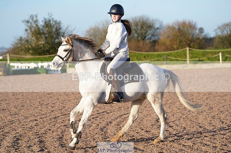 250125-100032-00882 - Clear Round 40cm and 50cm