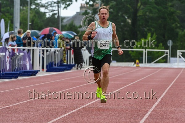 ComMast25-921067 - Track Male Set Two