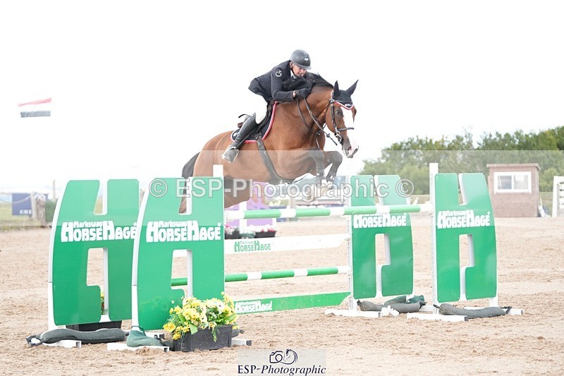 250801-110857-04863 - Cls 14 Snr Fox 1st Rnd