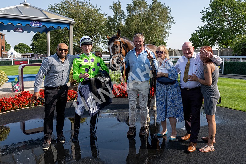 130826-Race 4-Shazani-8461 - Race 4 15.45pm Connexin Super Fast Sprint Handicap