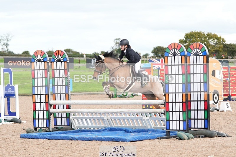 250921-150712-03789 - Cls 20 Pony 80cm Derby