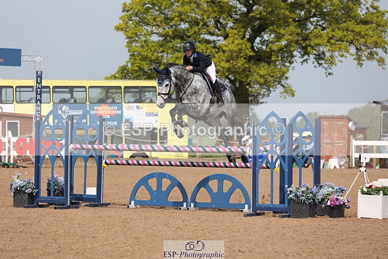 240511A-105107-11919 - Cls 33 Snr 1.20m Open