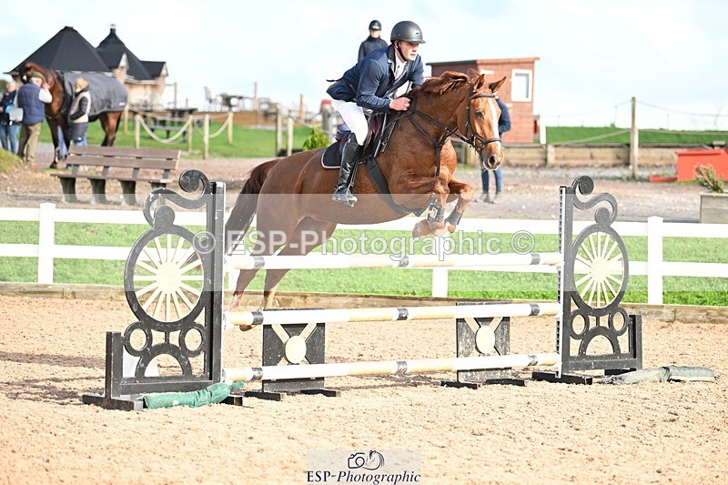 241023A-143333-01071 - Cls 4 Newcomers and 1.10m Open