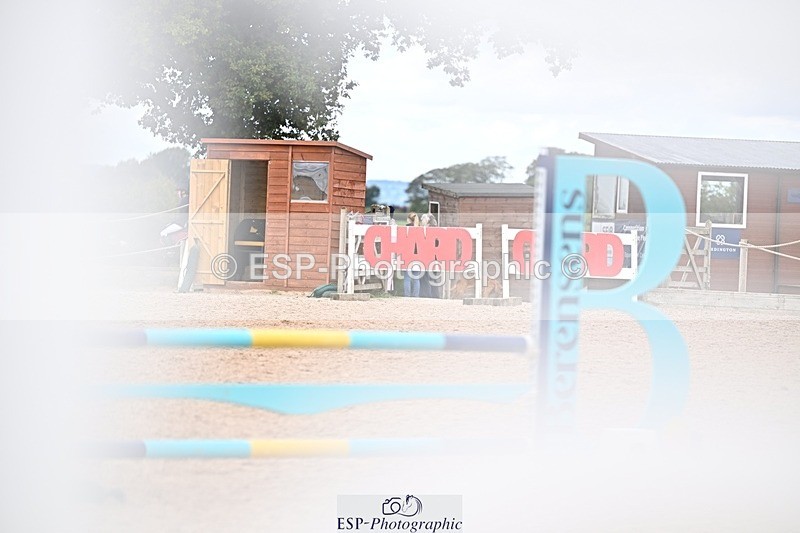 250921-144414-03937 - Cls 20 Pony 80cm Derby