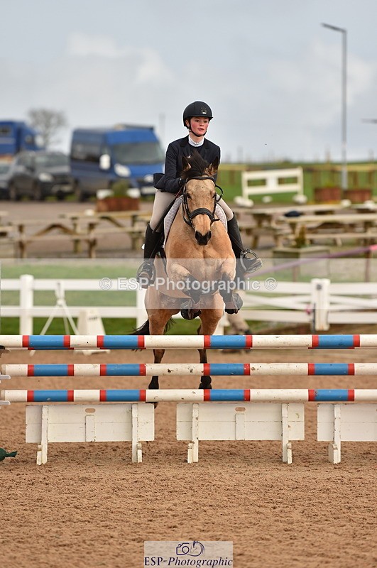 240210A-125126-01250 - Cls 9 Foxhunter & 1.10m Open
