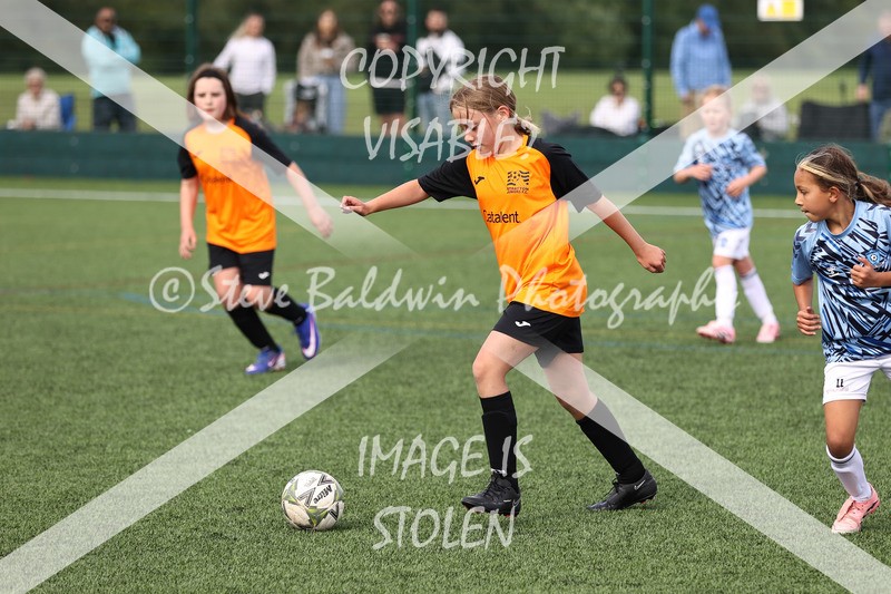 1DX30646 - Sat 13th U9 Girls