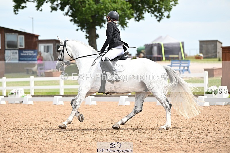 250620-120005-02882 - BD Cls 4 - Novice 5, 11.30am to 12.35pm