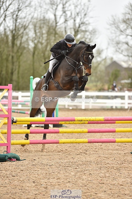 240405A-104640-00578 - Cls 8 British Novice and 90cm Open