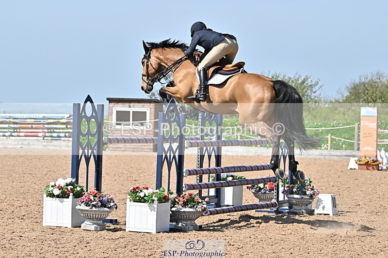 240509A-112833-01178 - Cls 9 Snr 1.20m Open