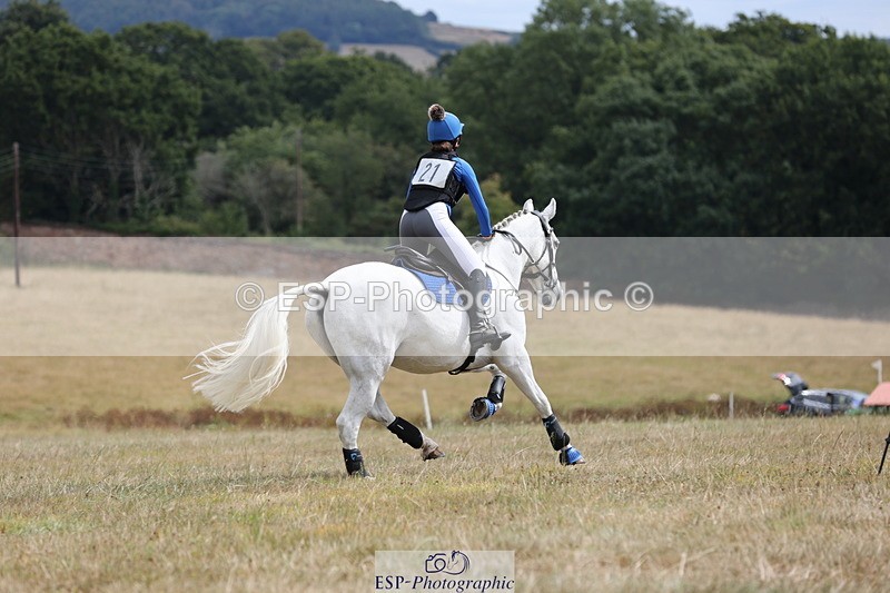 250802A-115559-01889 - A-021-Issy.Baldock-FREDDIE