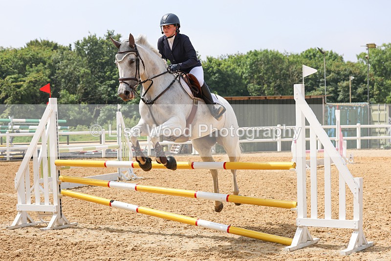 3E7A5827 - Class 5: Senior 95cm