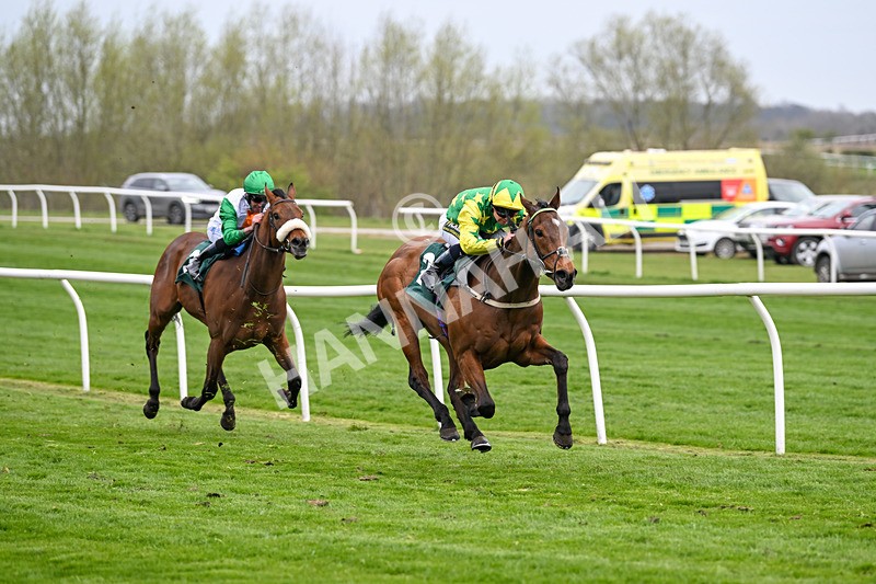 090425-Race 6-Green Pursuit-0201 - Race 6