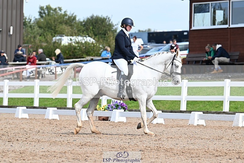 250907-132630-10126 - 065-Jessica.PerrySilver.Secret