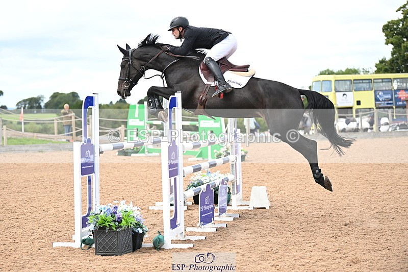 240912A-124748-01552 - Cls 3 Snr Foxhunter