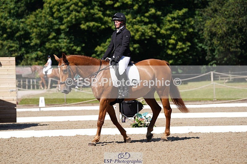 240719-102732-00554 - 204-Alana_Shapland-Forever_autumn_DS