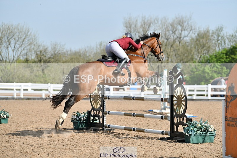 240511A-093605-11310 - Cls 28 95cm National Am Quali