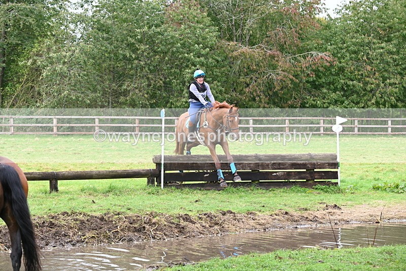 WJ6_5572 - Time at Photographer 12:31 to 12:40