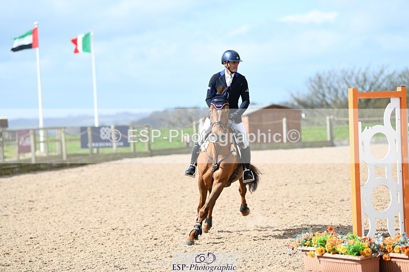 250328-111637-00716 - Cls 2 Snr Newcomers