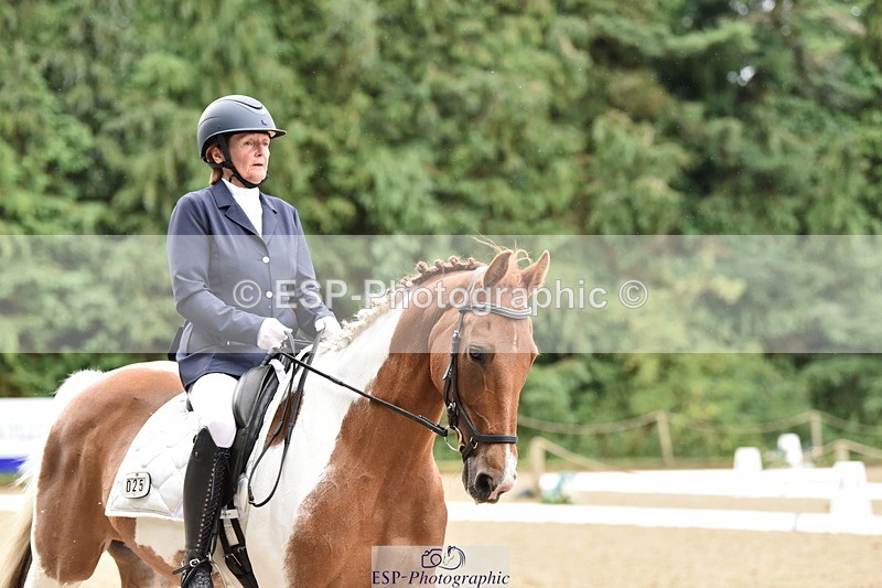 140109A-232942-08483 - 025-Lis.Gillingham-Comyn.Martin