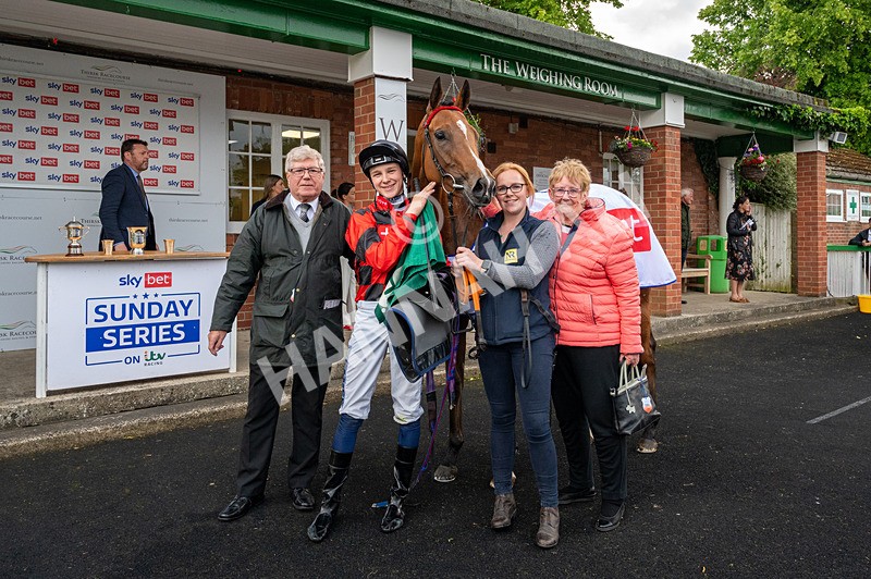 160624-Race 7-Glory Hyde-5721 - Race 7