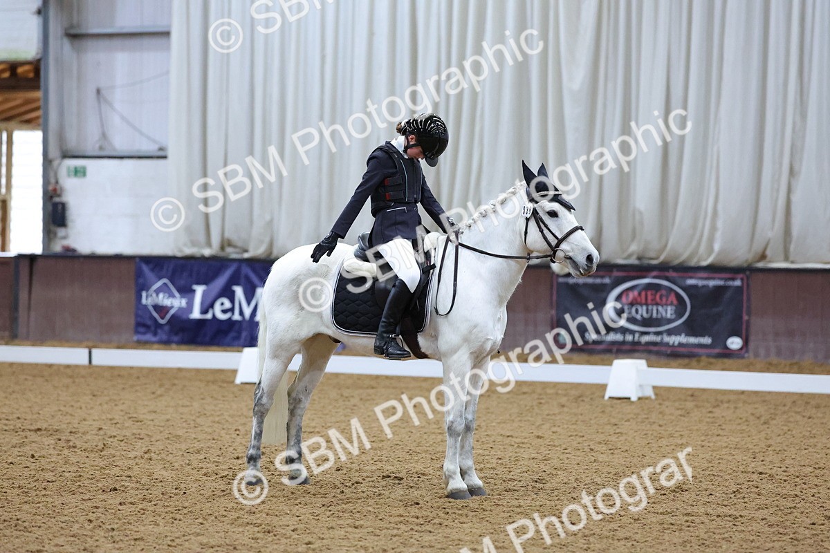 SBM_000083 - Class 2 - Intro 3 Championship - 8.51-9.47